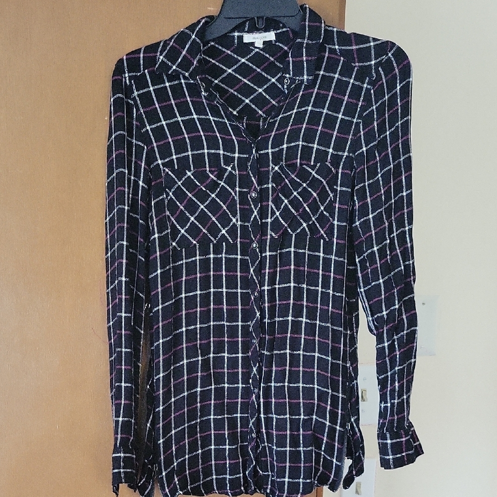 Stylish Black and Pink Plaid Button-Down Shirt
